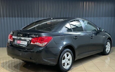 Chevrolet Cruze II, 2010 год, 649 900 рублей, 2 фотография