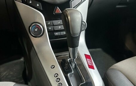 Chevrolet Cruze II, 2010 год, 649 900 рублей, 9 фотография