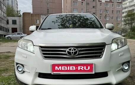 Toyota RAV4, 2011 год, 1 630 000 рублей, 1 фотография