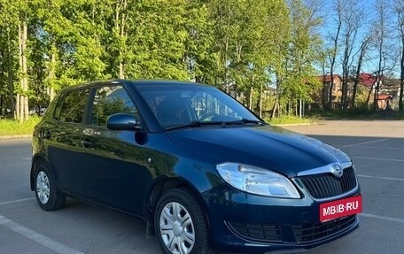 Skoda Fabia II, 2011 год, 450 000 рублей, 1 фотография