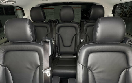 Mercedes-Benz V-Класс, 2020 год, 6 400 000 рублей, 22 фотография