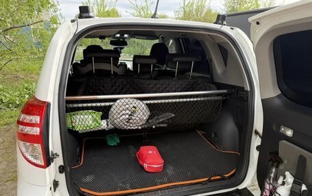Toyota RAV4, 2011 год, 1 630 000 рублей, 9 фотография