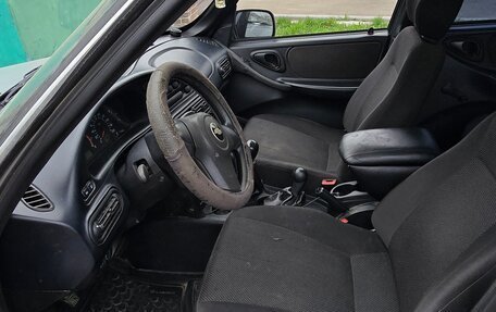 Chevrolet Niva I рестайлинг, 2010 год, 390 000 рублей, 15 фотография
