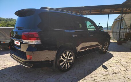 Toyota Land Cruiser 200, 2018 год, 7 100 000 рублей, 5 фотография