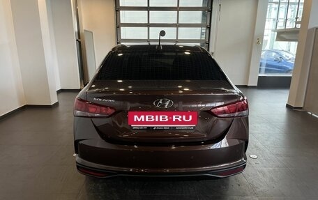 Hyundai Solaris II рестайлинг, 2022 год, 1 915 000 рублей, 4 фотография