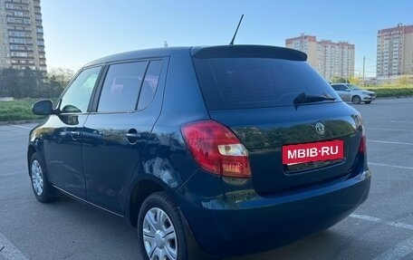 Skoda Fabia II, 2011 год, 450 000 рублей, 4 фотография