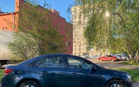 Chevrolet Cruze II, 2010 год, 460 000 рублей, 4 фотография