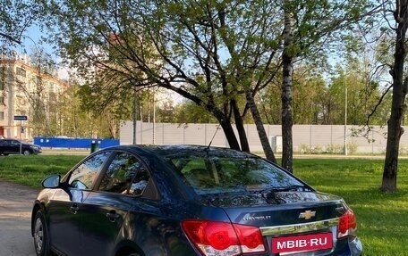 Chevrolet Cruze II, 2010 год, 460 000 рублей, 10 фотография