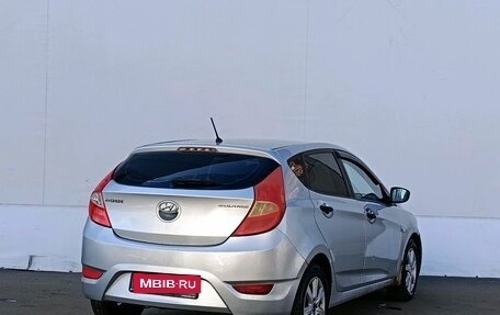 Hyundai Solaris II рестайлинг, 2011 год, 570 000 рублей, 5 фотография