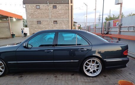 Mercedes-Benz E-Класс, 2000 год, 2 000 000 рублей, 10 фотография