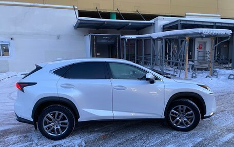 Lexus NX I, 2017 год, 2 800 000 рублей, 10 фотография