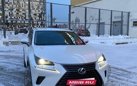 Lexus NX I, 2017 год, 2 800 000 рублей, 15 фотография