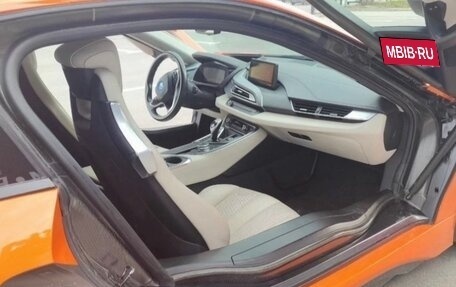 BMW i8 I рестайлинг, 2015 год, 6 450 000 рублей, 3 фотография