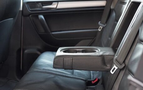 Volkswagen Touareg III, 2010 год, 1 800 000 рублей, 8 фотография