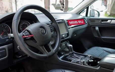 Volkswagen Touareg III, 2010 год, 1 800 000 рублей, 9 фотография
