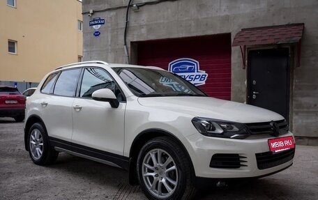 Volkswagen Touareg III, 2010 год, 1 800 000 рублей, 21 фотография