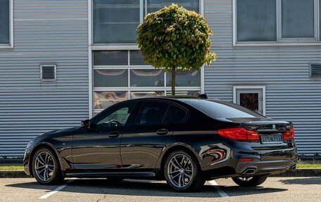 BMW 5 серия, 2019 год, 3 995 000 рублей, 4 фотография