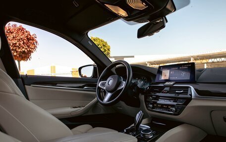 BMW 5 серия, 2019 год, 3 995 000 рублей, 27 фотография
