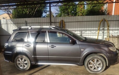 Mitsubishi Outlander III рестайлинг 3, 2007 год, 770 000 рублей, 2 фотография