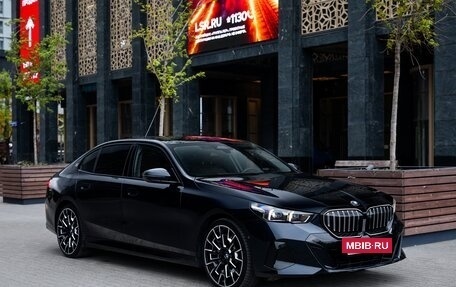 BMW 5 серия, 2024 год, 7 199 999 рублей, 4 фотография