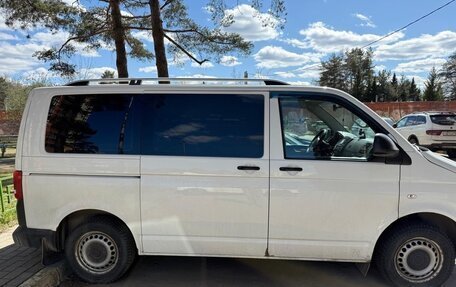 Volkswagen Caravelle T5, 2013 год, 2 500 000 рублей, 5 фотография
