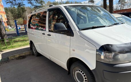 Volkswagen Caravelle T5, 2013 год, 2 500 000 рублей, 3 фотография