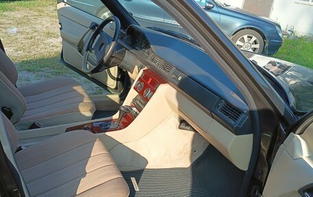 Mercedes-Benz W124, 1987 год, 3 900 000 рублей, 16 фотография