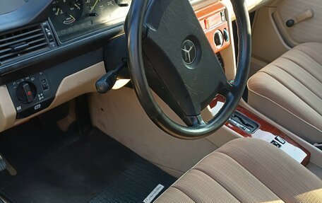 Mercedes-Benz W124, 1987 год, 3 900 000 рублей, 14 фотография