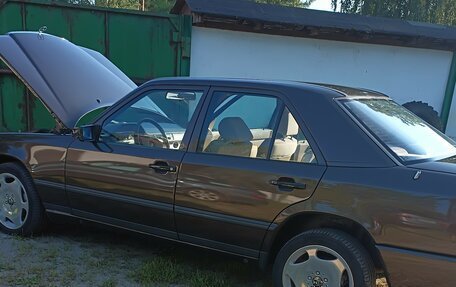 Mercedes-Benz W124, 1987 год, 3 900 000 рублей, 25 фотография