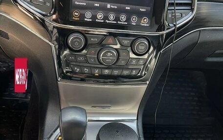 Jeep Grand Cherokee, 2018 год, 3 450 000 рублей, 15 фотография