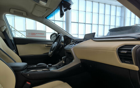 Lexus NX I, 2015 год, 3 250 000 рублей, 13 фотография