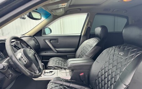 Infiniti FX I, 2005 год, 950 000 рублей, 9 фотография