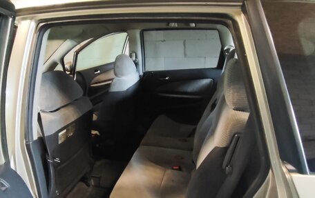 Honda Stream I рестайлинг, 2001 год, 380 000 рублей, 6 фотография