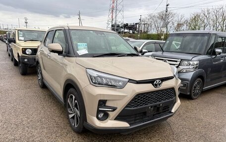 Toyota Raize I, 2023 год, 1 225 000 рублей, 2 фотография