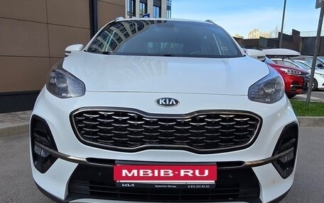 KIA Sportage IV рестайлинг, 2020 год, 2 450 000 рублей, 2 фотография