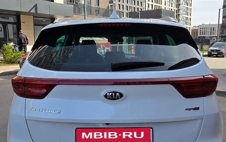 KIA Sportage IV рестайлинг, 2020 год, 2 450 000 рублей, 5 фотография
