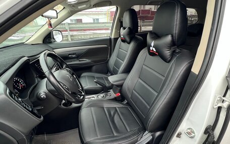 Mitsubishi Outlander III рестайлинг 3, 2015 год, 1 650 000 рублей, 8 фотография
