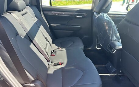 Toyota Highlander, 2026 год, 5 100 000 рублей, 29 фотография