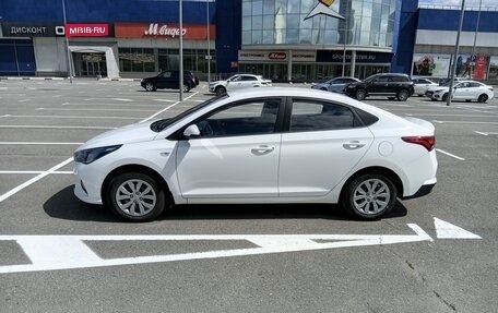 Hyundai Solaris II рестайлинг, 2021 год, 1 530 000 рублей, 1 фотография