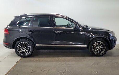Volkswagen Touareg III, 2014 год, 1 940 000 рублей, 5 фотография