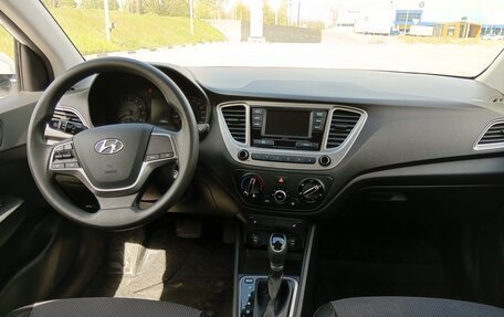 Hyundai Solaris II рестайлинг, 2021 год, 1 530 000 рублей, 10 фотография