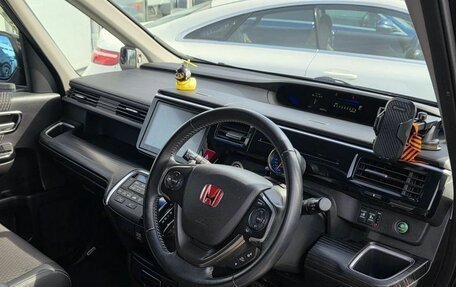 Honda Stepwgn IV, 2015 год, 2 320 000 рублей, 20 фотография