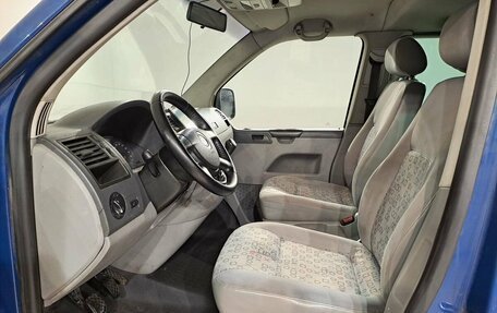 Volkswagen Caravelle T5, 2008 год, 1 099 000 рублей, 10 фотография