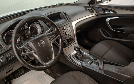 Opel Insignia II рестайлинг, 2011 год, 779 000 рублей, 8 фотография
