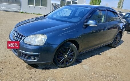 Volkswagen Jetta VI, 2010 год, 870 000 рублей, 2 фотография