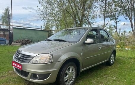 Renault Logan I, 2013 год, 550 000 рублей, 1 фотография