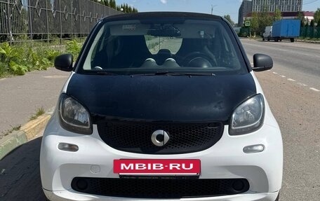 Smart Fortwo III, 2016 год, 690 000 рублей, 2 фотография