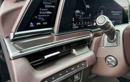 Cadillac Escalade V, 2022 год, 10 700 000 рублей, 17 фотография