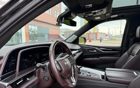 Cadillac Escalade V, 2022 год, 10 700 000 рублей, 19 фотография