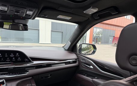 Cadillac Escalade V, 2022 год, 10 700 000 рублей, 23 фотография